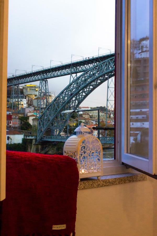 Red House By The River Apartment Porto Bagian luar foto